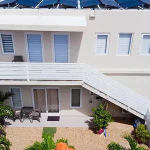 https://beach-homes-aruba.comcaribbean.com